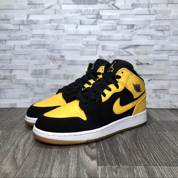nike air jordan 1 mid new love